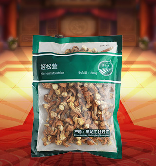 闽融臻选姬松茸产自黑龙江牡丹江200g每袋，姬松茸菌盖嫩，菌柄脆，口感极好，蛋白质组成中包括十八种氨基酸，人体的八种必需氨基酸齐全，还含有多种维生素和麦角甾醇。姬松茸营养极其丰富，而且组配合乎人体健康要求，尤其引人注目的是医药保健价值。据报道，其多糖含量为食用蕈菌之首，特别是所含甘露聚糖对抑制肿瘤(尤其是腹水癌)、医疗痔瘘、增强精力、防治心血管病等都有神效。
