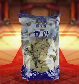厨之选(HORECA SELECT)香叶产自云南昆明400g每袋，本产品选用的是上等的香叶为原料精心制作而成，品质天然，口味纯正，保证优质的质量。本产品采用的是塑料质地包装，简洁大方，食用简单，是您厨房的好帮手。本产品的叶片深绿色，呈椭圆形，富含浓郁的叶子香味，做菜时放入，别具一番风味。
