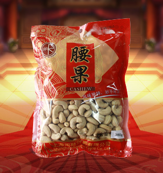 闽融腰果产自广东佛山380g每袋，果实精挑细选，在成品炒制过程中，只挑选无坏仁的成品果实进行包装，品质保证。腰果中含有丰富蛋白质、能量、碳水化合物等微量元素，营养价值很高，老少皆宜佳品。采用精美袋式包装，美观大方，食用简单方便，易于携带，深受消费者的喜爱。