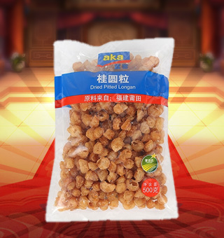 宜客(AKA)桂圆粒产自福建莆田500g每袋，精选优质桂圆为原料，经先进工艺精心制作而成，果实浑圆，果肉晶莹易剥离，轻松享受。荟食臻选桂圆中富含丰富的蛋白质、脂肪、碳水化合物及钠等微量元素，有助于补充人体所需。采用精美袋式包装，大气上档次，果肉适合煮粥、煲汤等，食法多样，是你居家生活的必备选择。