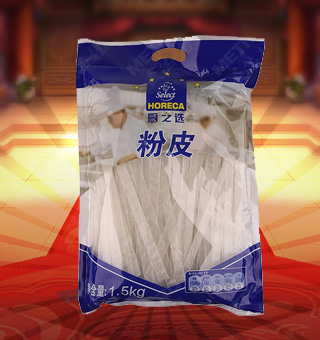 厨之选粉皮产自山东烟台1.5kg每袋，精选优质绿豆淀粉等为原料，融合水精制而成，品质优良，天然上等，营养丰富。入口顺滑，口齿留香，产品选料考究，口味纯正，美味又健康，品质优质，值得信赖。塑料质地包装，粉丝分明可见，食用简单方便，是厨房常备品的上佳选择。